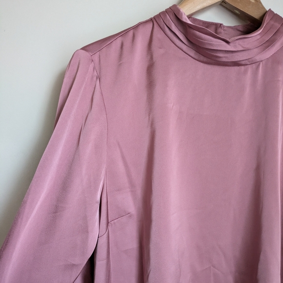 🆕 Halogen Pink Foxglove Long Sleeve Top Blouse Mock Neck Trumpet Sleeves XL - Picture 3 of 16
